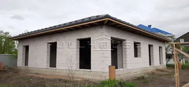 Строительство одноэтажного коттеджа по проекту FH-180_1