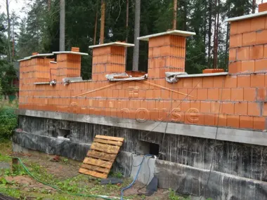 Строительство коттеджа из поризованного кирпича в Вырице_11