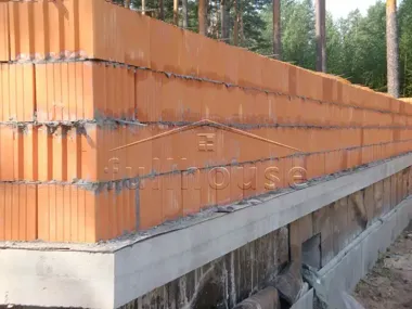 Строительство коттеджа из поризованного кирпича в Вырице_12