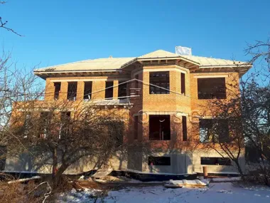 Строительство дома из полнотелого кирпича по проекту FH-377-17_19