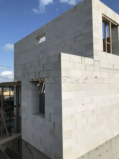 Строительство дома из газобетона по проекту 492А_17