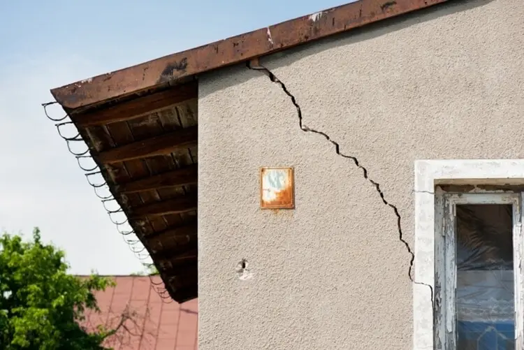 Не хотите таких последствий – не экономьте на фундаменте
