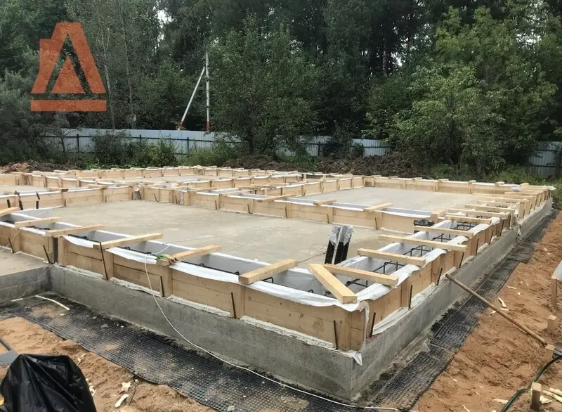 Сколько нужно бетона на фундамент 10 на 10